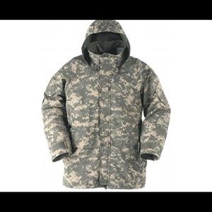 *ARMY ACU GORTEX TOP AND BOTTOM GREAT CONDITION